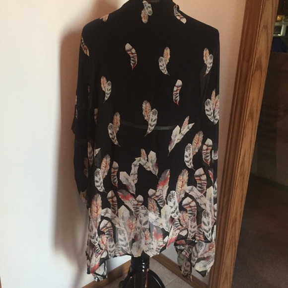 Birds of Feather Cardigan - Picture 4 of 8