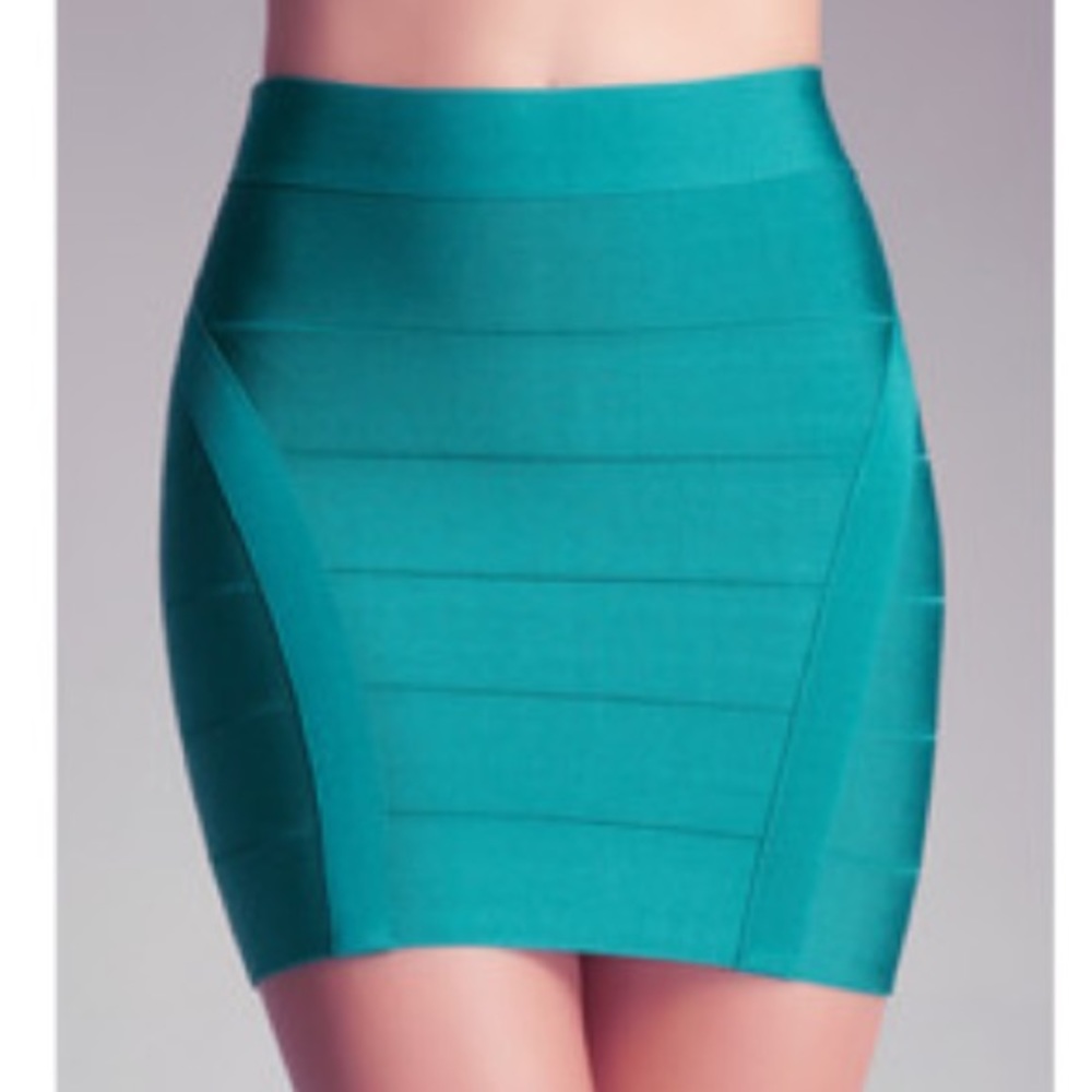 CHARLOTTE RUSSE BANDAGE MINI SKIRT SIZE XS 🍬🍬🍬