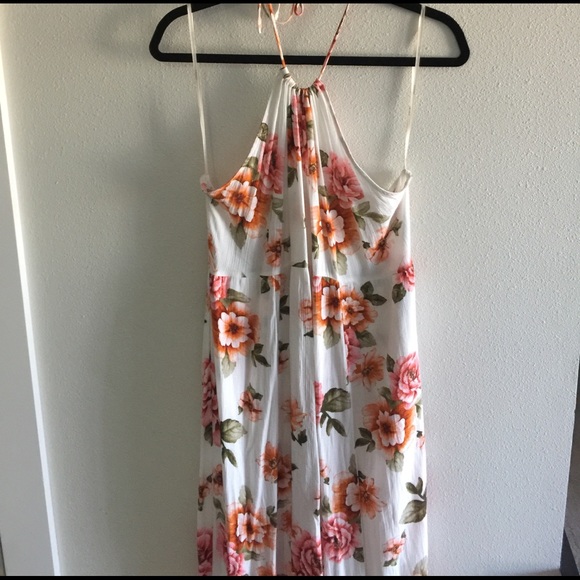 Forever 21 Dresses & Skirts - Forever 21 maxi floral dress size L