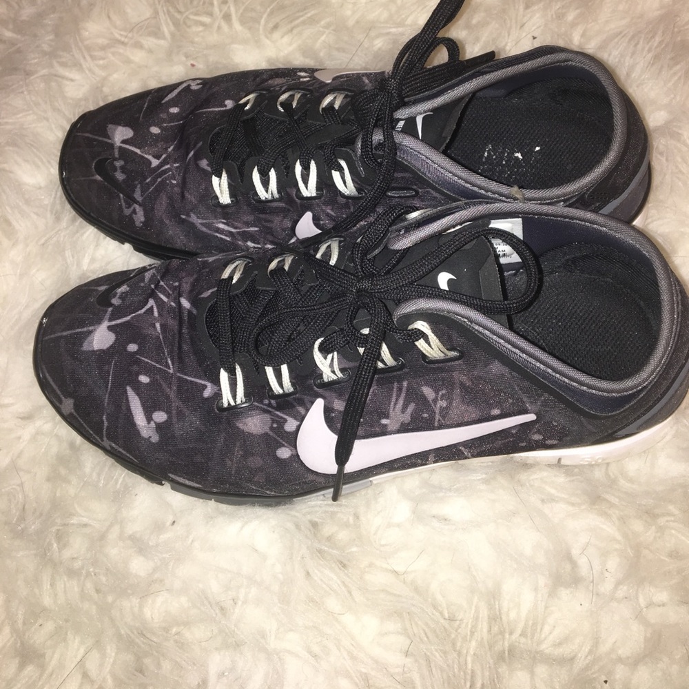 Nike Tennis shoes!