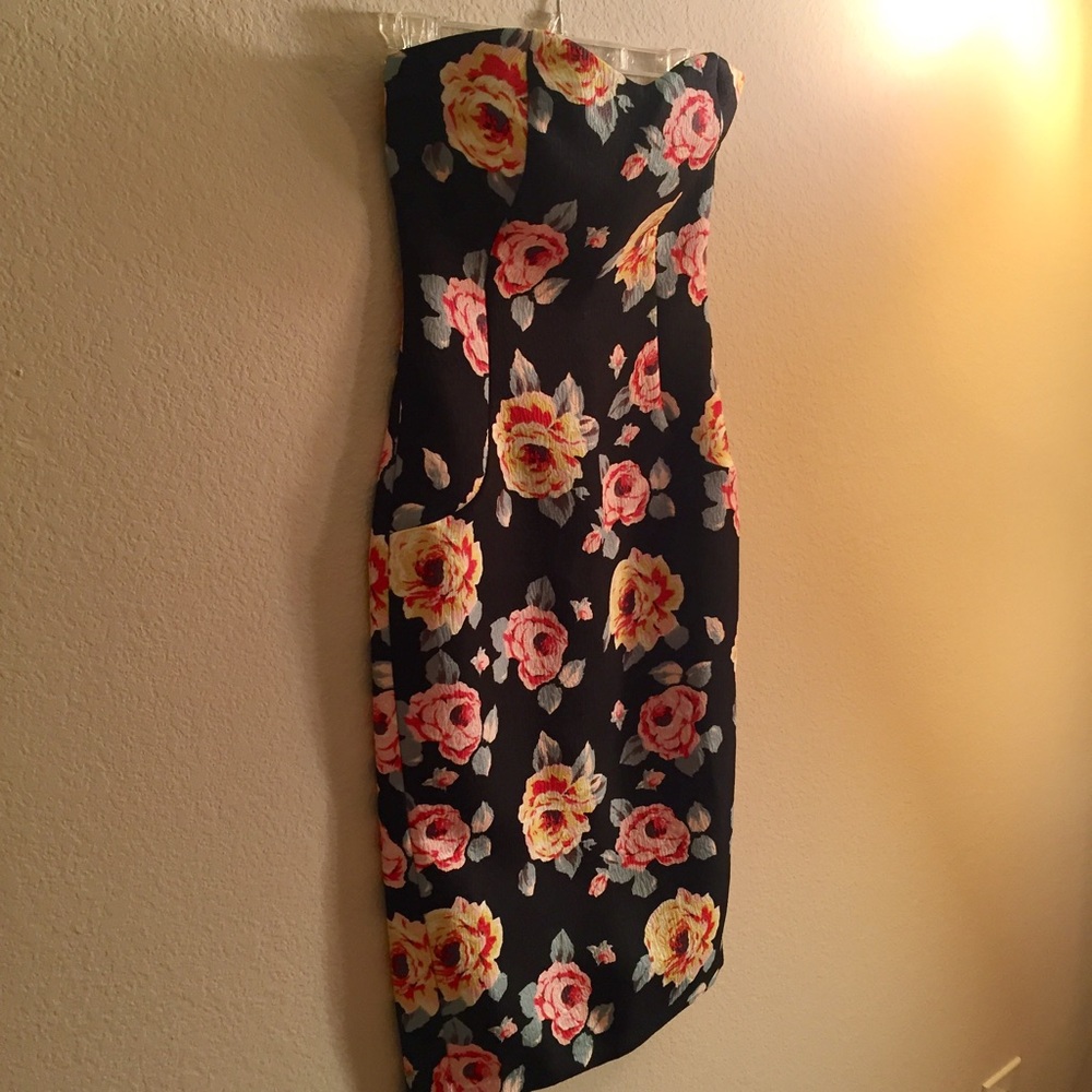 ASOS formal strapless flower print - Picture 2 of 6