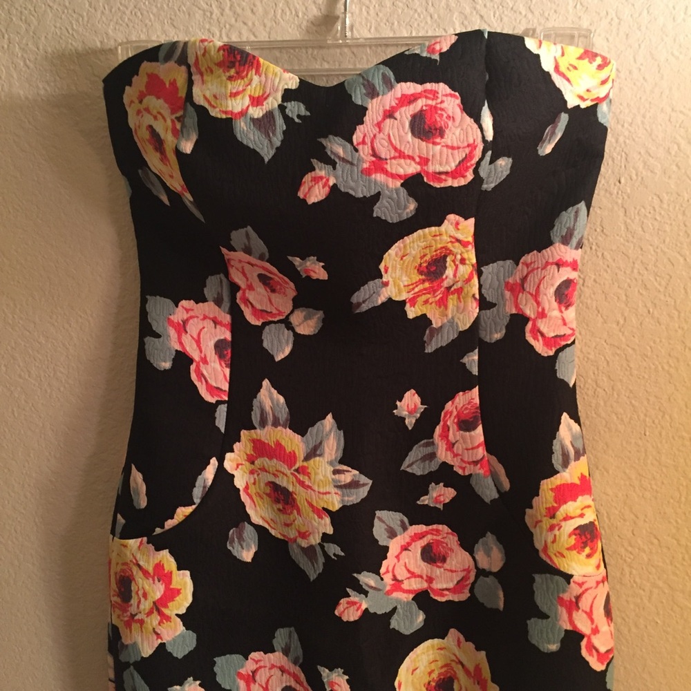 ASOS formal strapless flower print - Picture 4 of 6