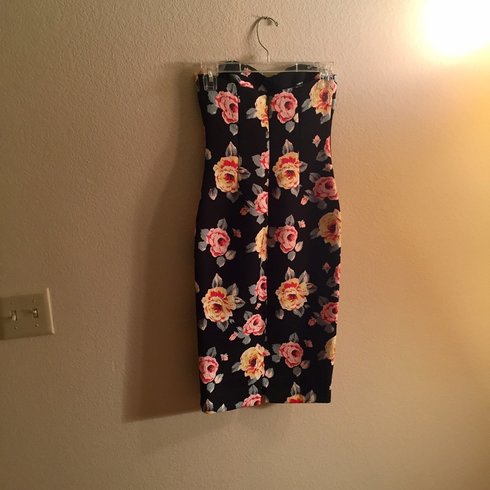ASOS formal strapless flower print - Picture 5 of 6