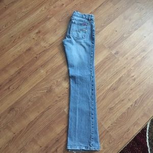 BCBG MAXAZRIA bootcut jeans size 6
