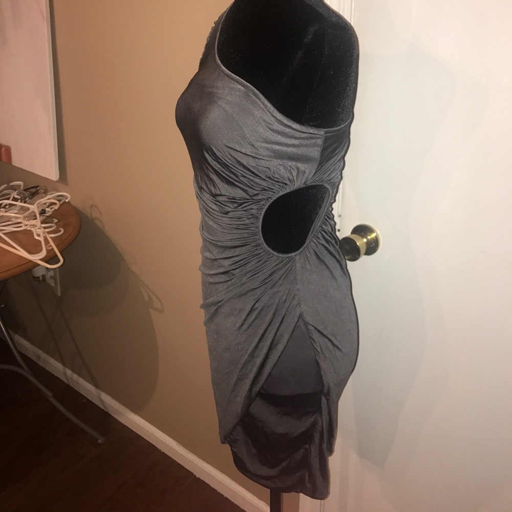 Dress - Picture 2 of 4