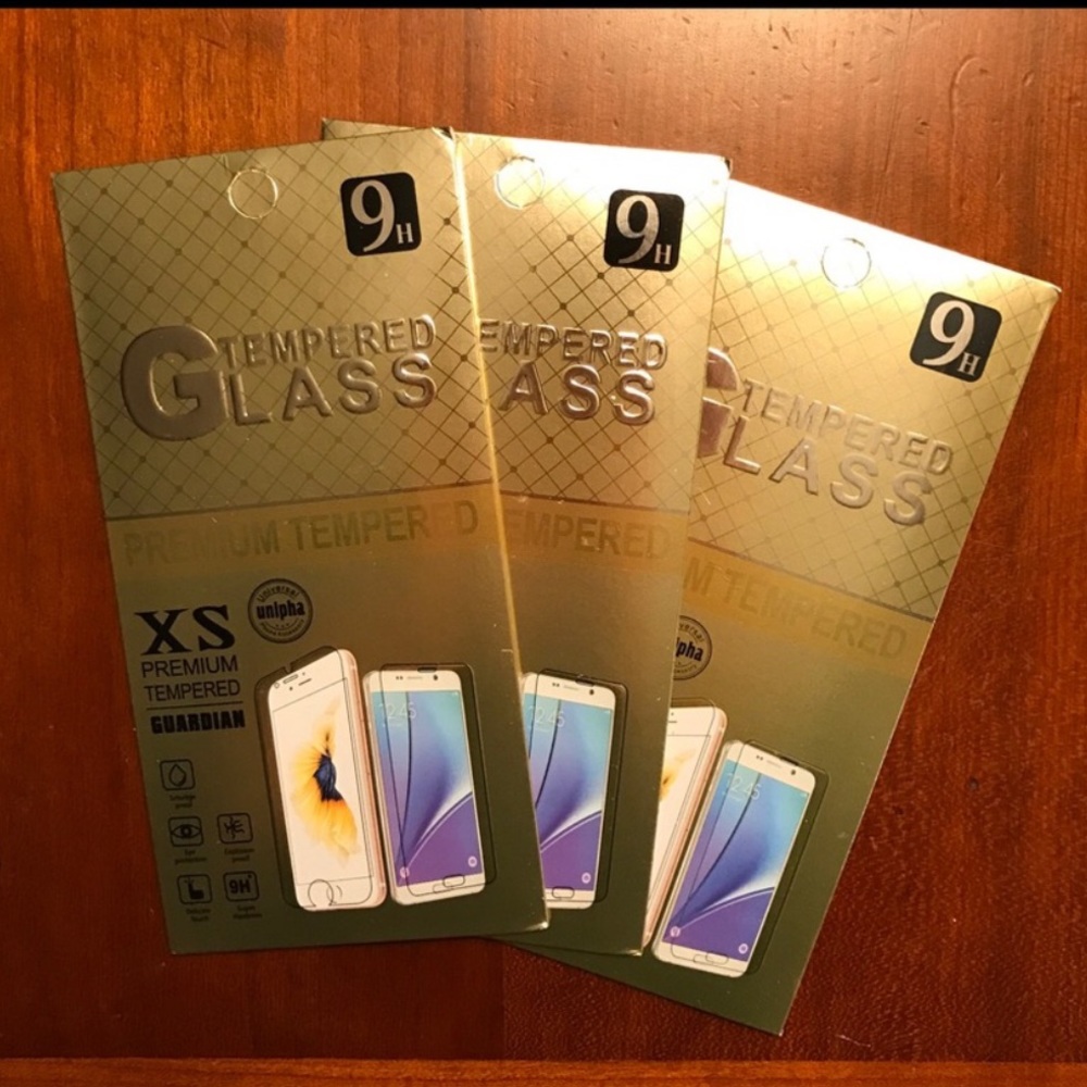 3-Pack iPhone Tempered Glass Screen Protector! - Picture 1 of 1