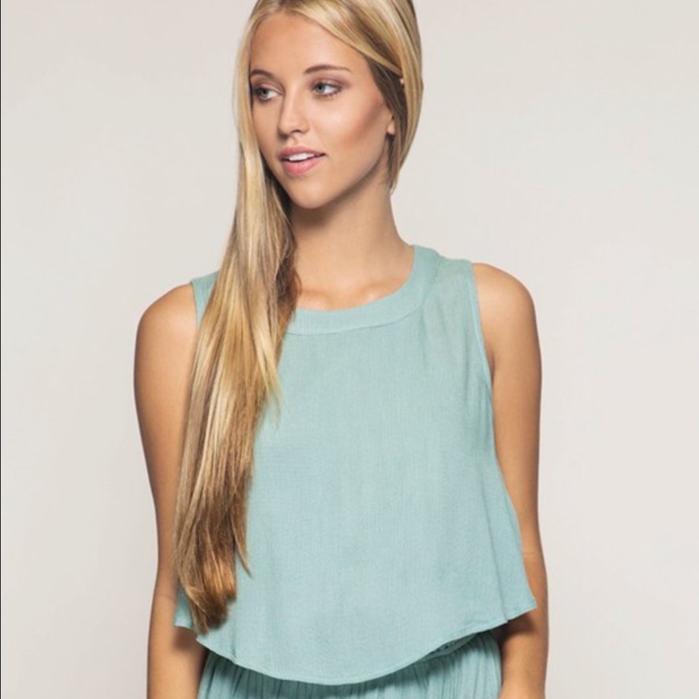 Fantastic Double Layered Romper 🌸Sale - Picture 3 of 5