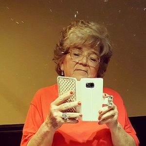 Meet your Posher, Jeannette