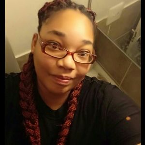 Meet your Posher, Stacey