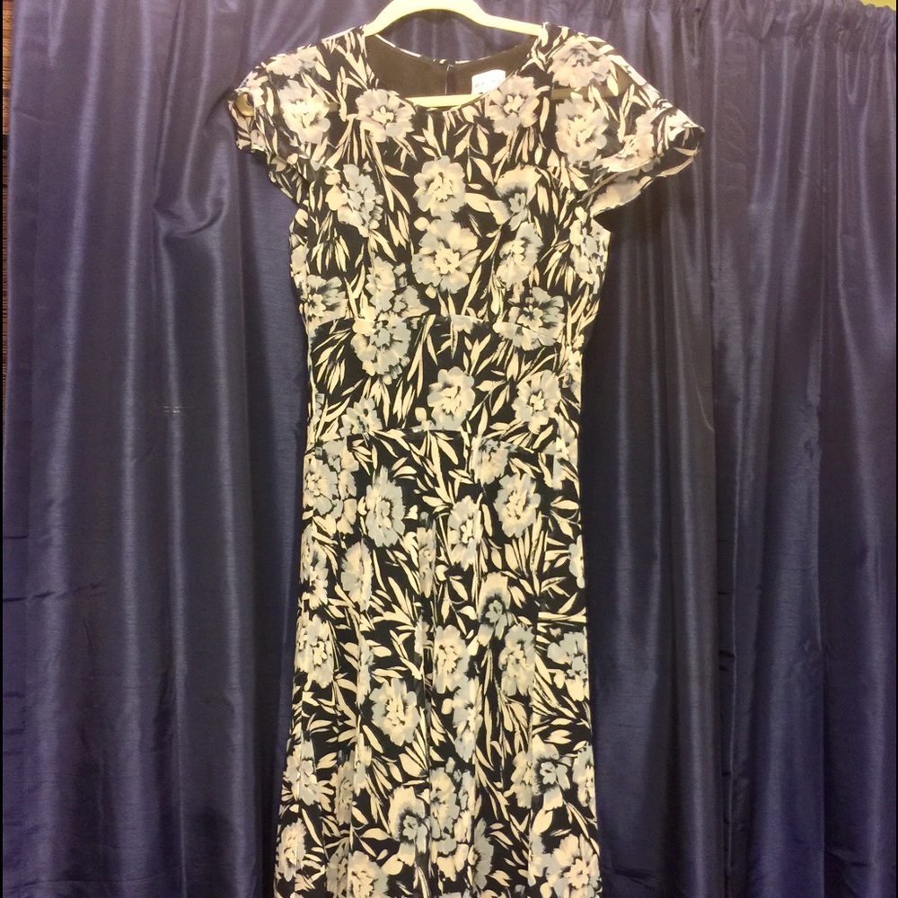 REISS Paintedbloom Flutter Sleeve Midi Dress