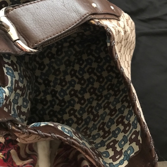 Gucci purse - Picture 2 of 4