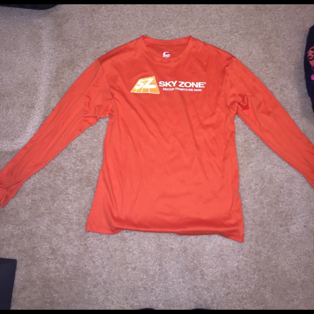 SkyZone Long Sleeve Team Member Athletic Shirt S