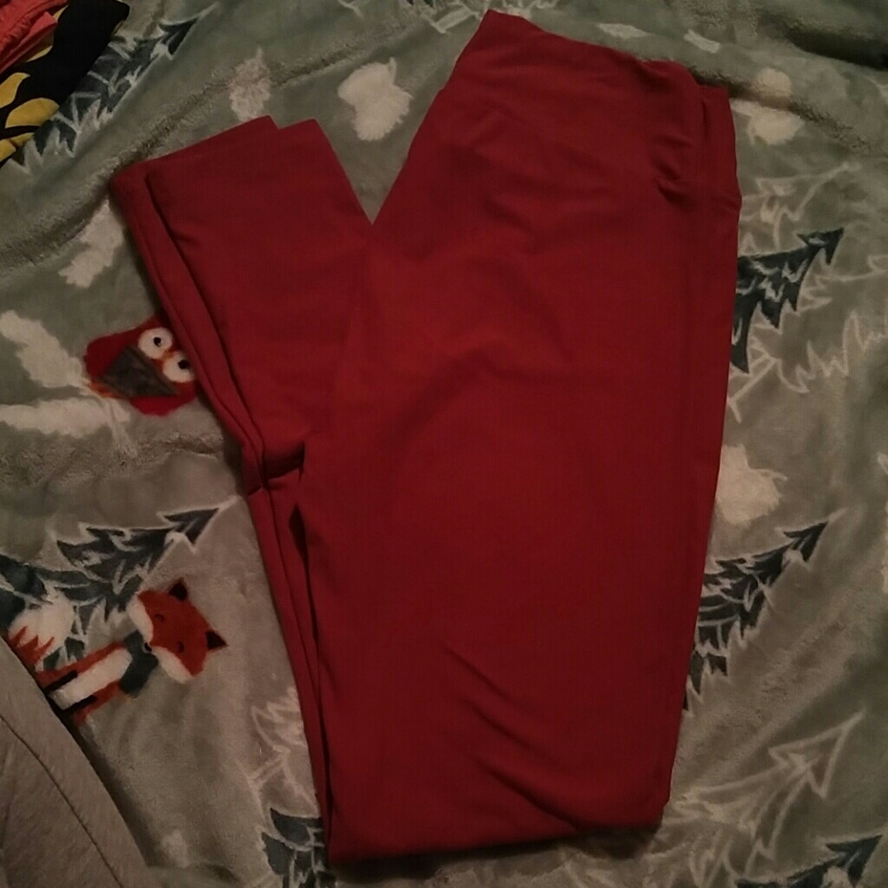 LuLaRoe OS leggings 'THE' wine