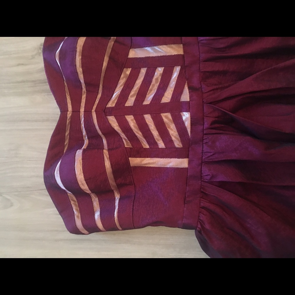 Dress - Picture 2 of 3