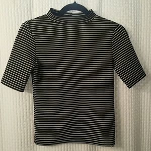 Ribbed MockTurtleneck Shirt