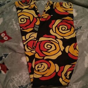 LuLaRoe OS leggings Disney roses