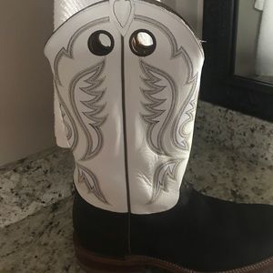 Mens Justin Boots size 13 EE