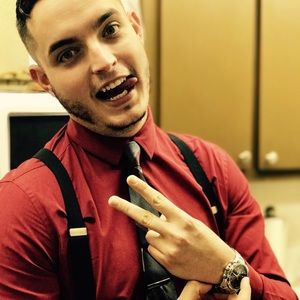 Meet your Posher, Enrique