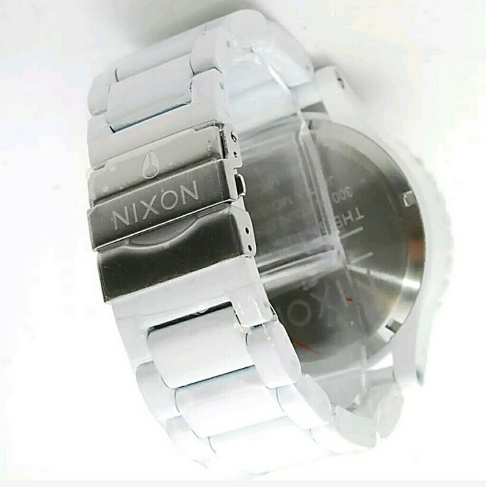NWT NIXON Chrono PVD white mens 51-30 watch - Picture 6 of 6