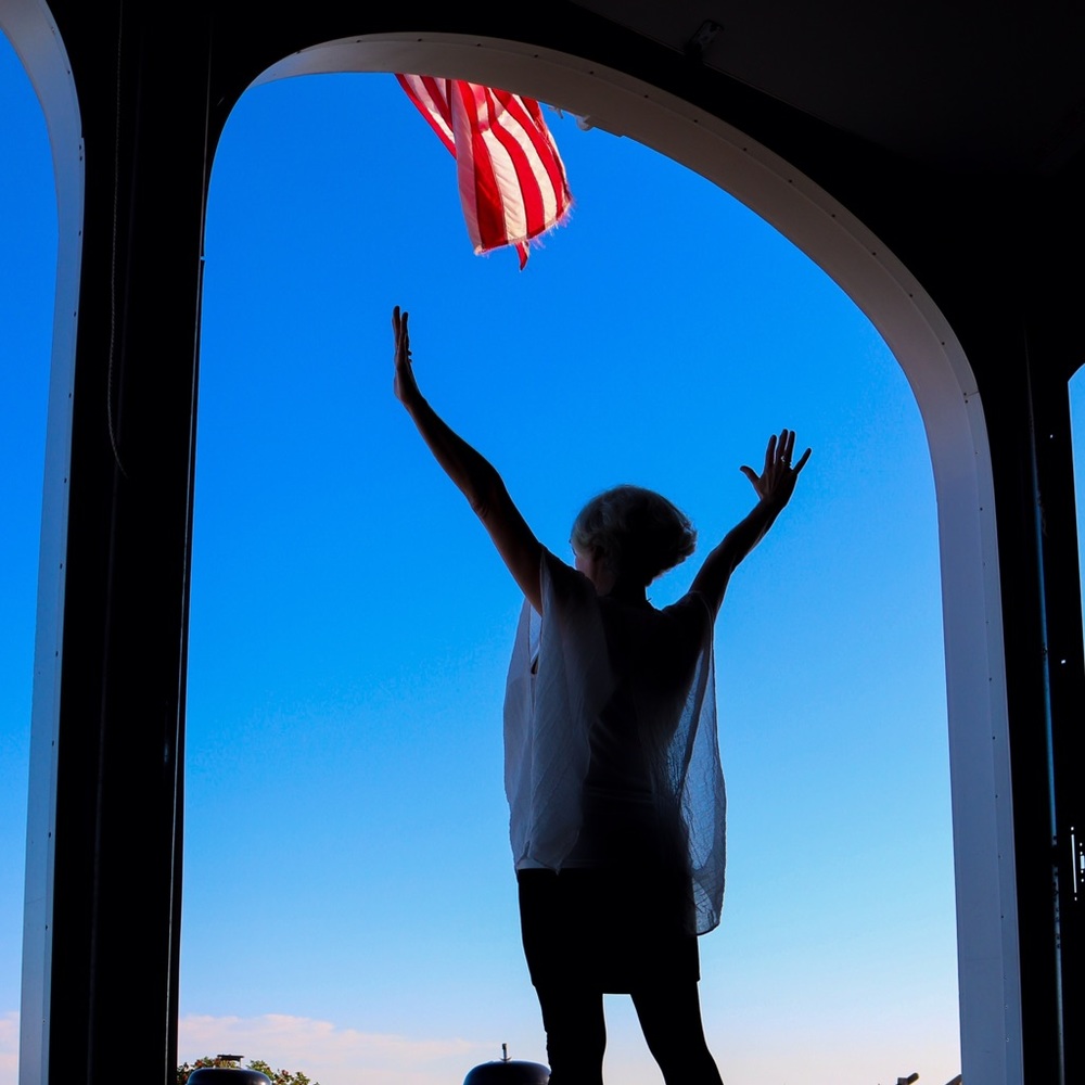 I am a stylist by the ocean