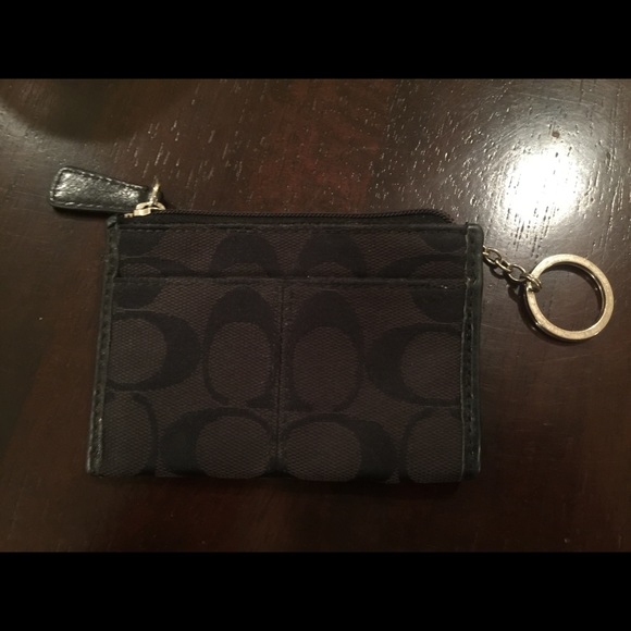 Couch zipper keychain pouch - Picture 3 of 3
