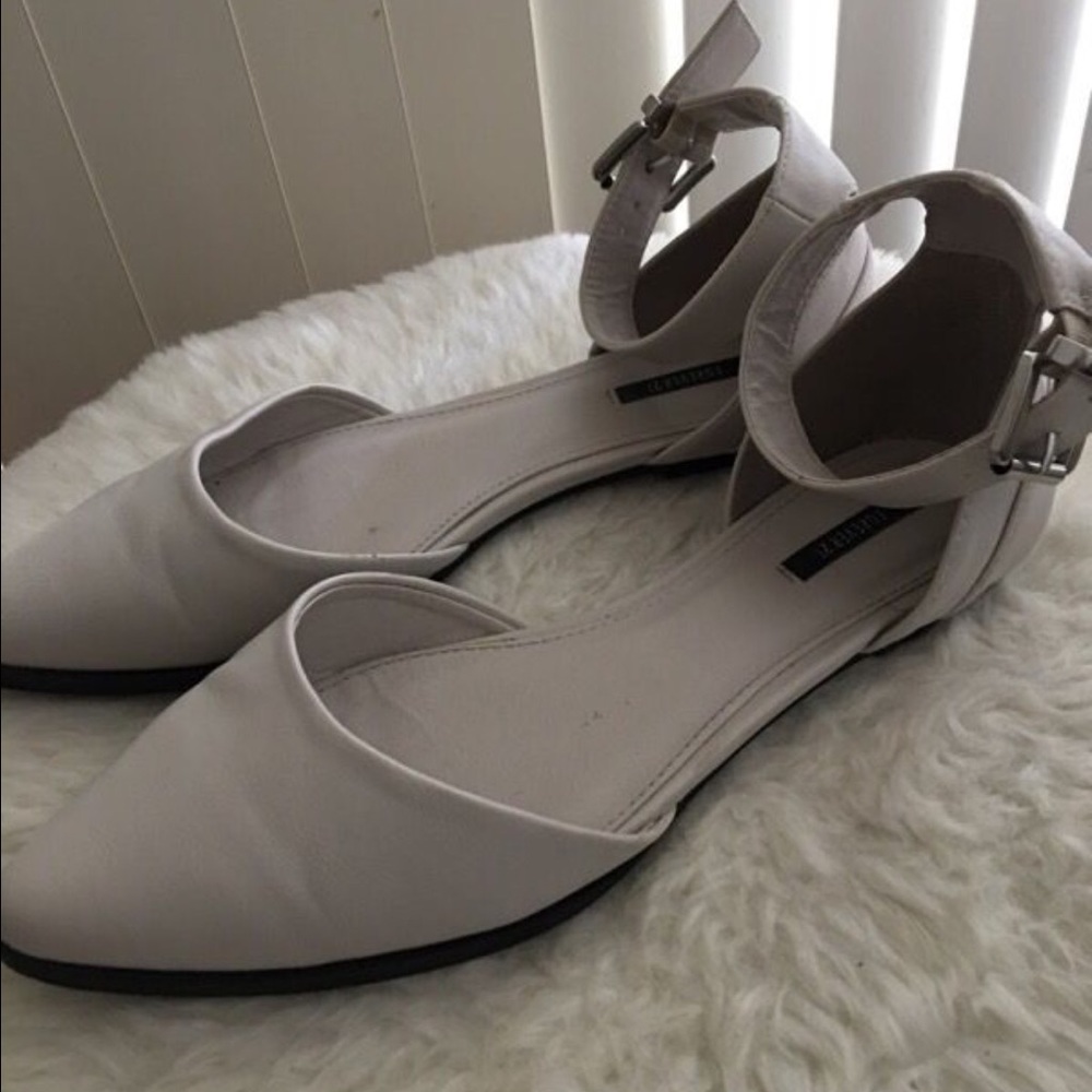 Loving closed toe flats