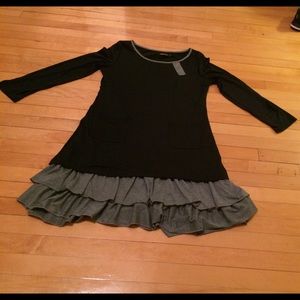 Tunic w/ruffles