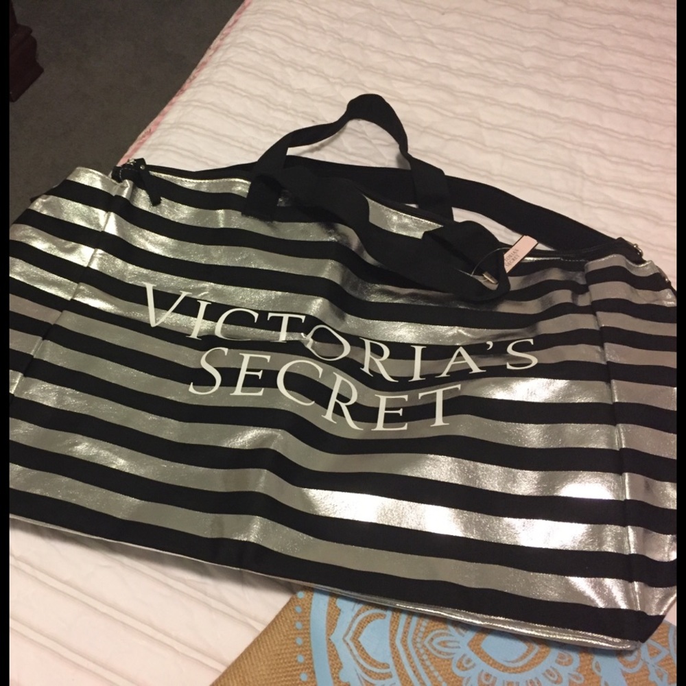 Victoria's Secret duffel bag