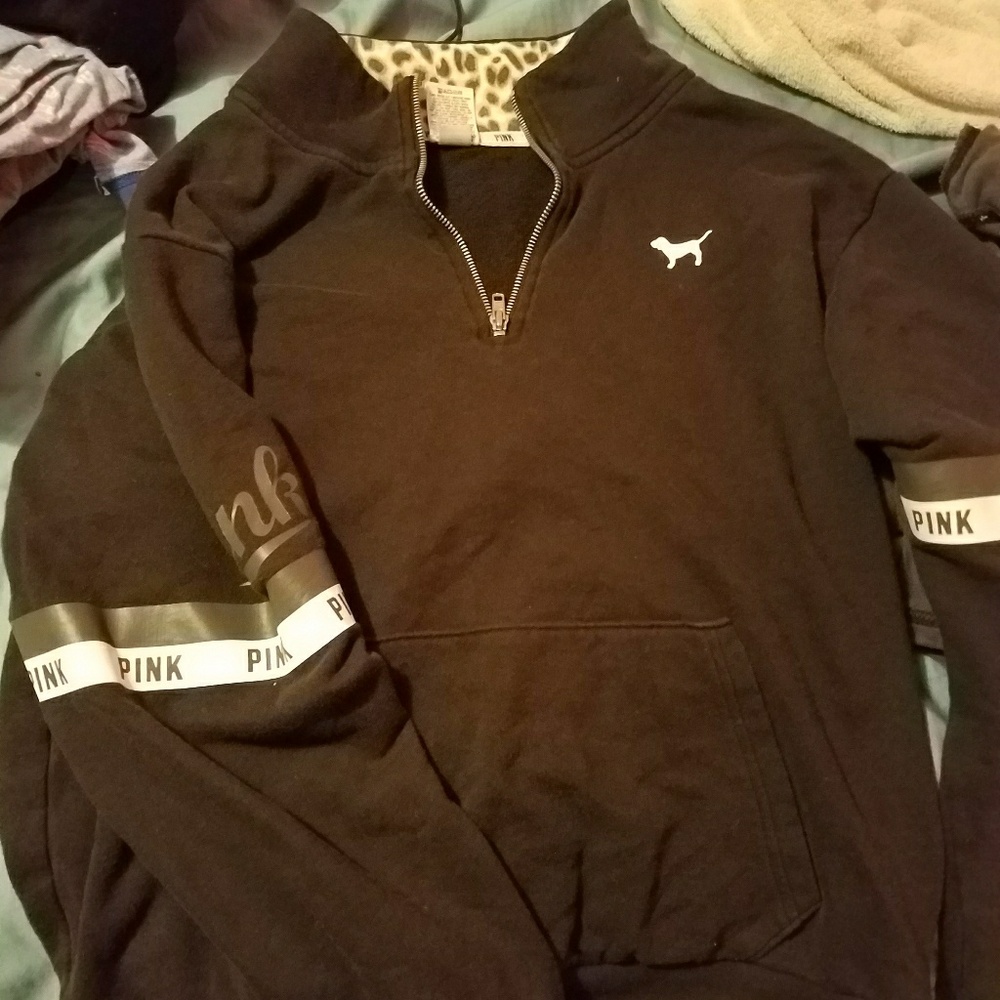 Vs pink sweatshirt 1/2 zip