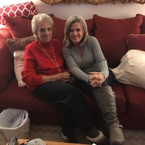 Meet your Posher, Rhonda