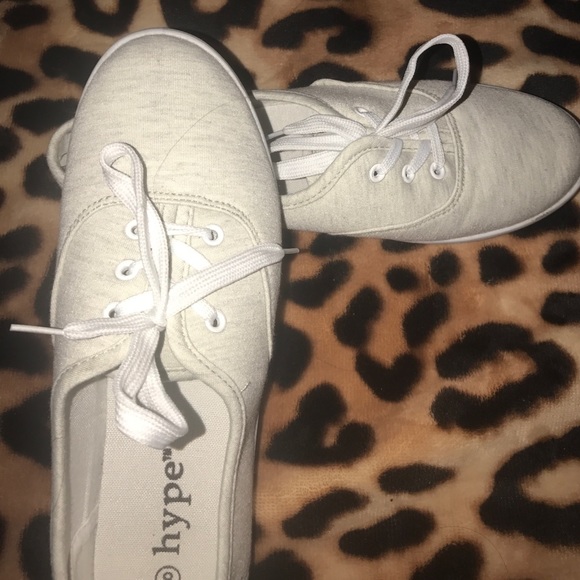 Basic gray shoes - Picture 2 of 3