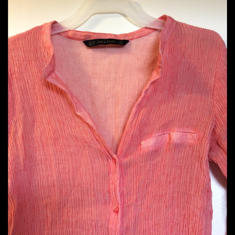 ZARA Basic Button Down Top - Picture 2 of 4