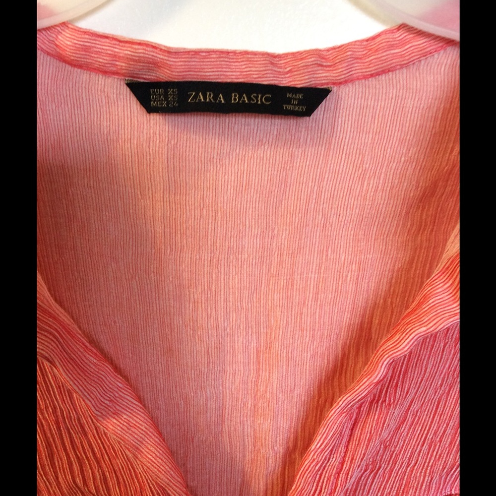 ZARA Basic Button Down Top - Picture 3 of 4