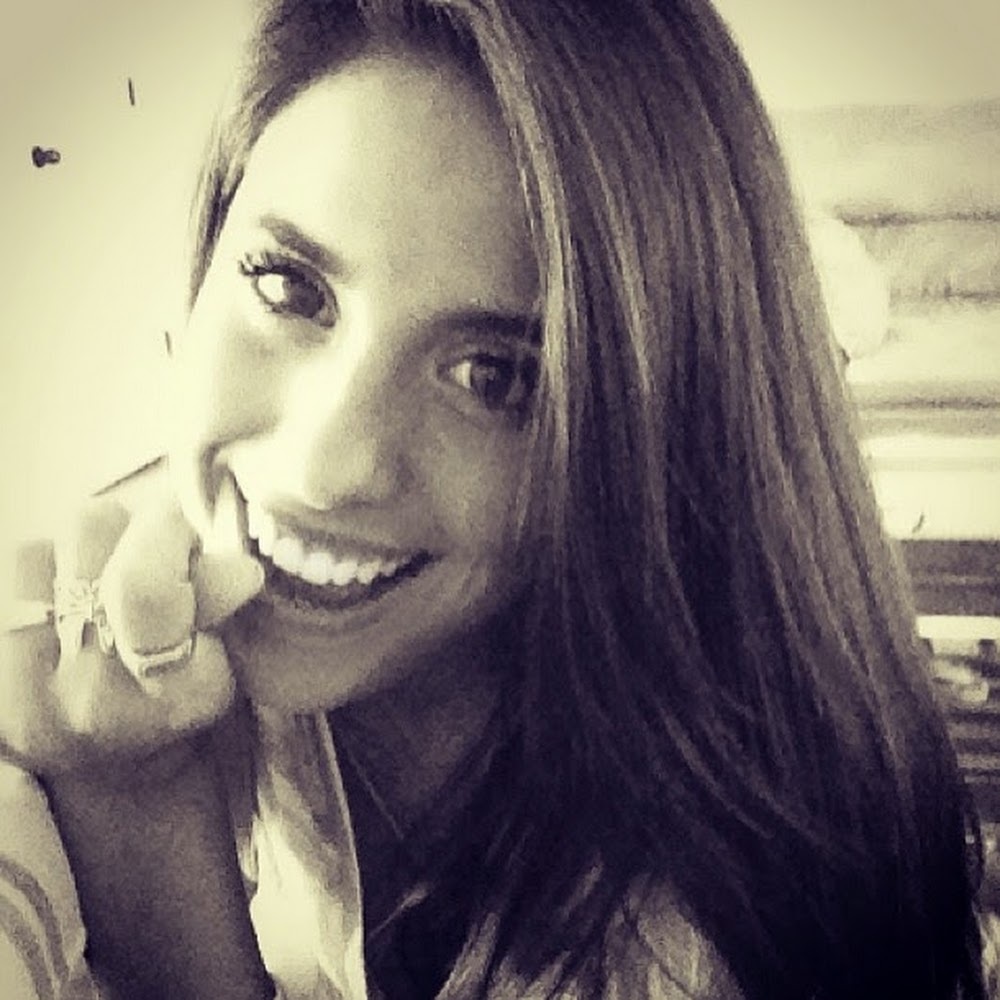 Meet your Posher, Angie