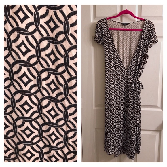 BCBGMaxAzria Dresses & Skirts - BCBG Maxazari True Wrap Dress