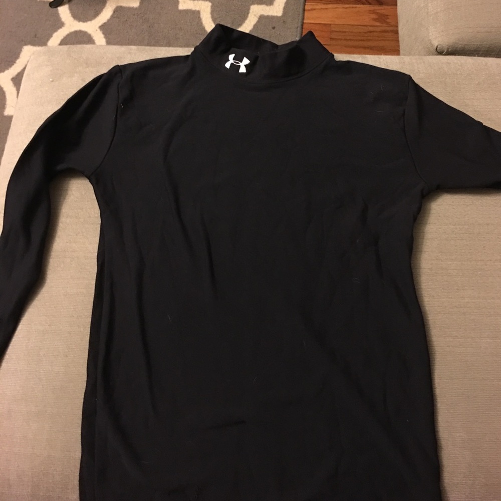 Athletic shirt