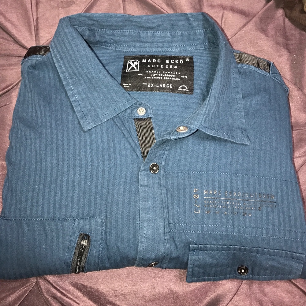 Men's casual button shirt
