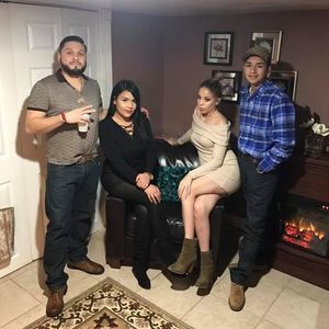 Meet your Posher, Manuel