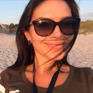 Meet your Posher, Priscila