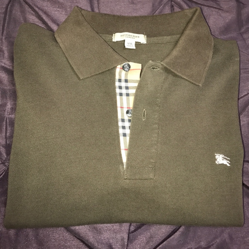 A U T H E N T I C Burberry Polo