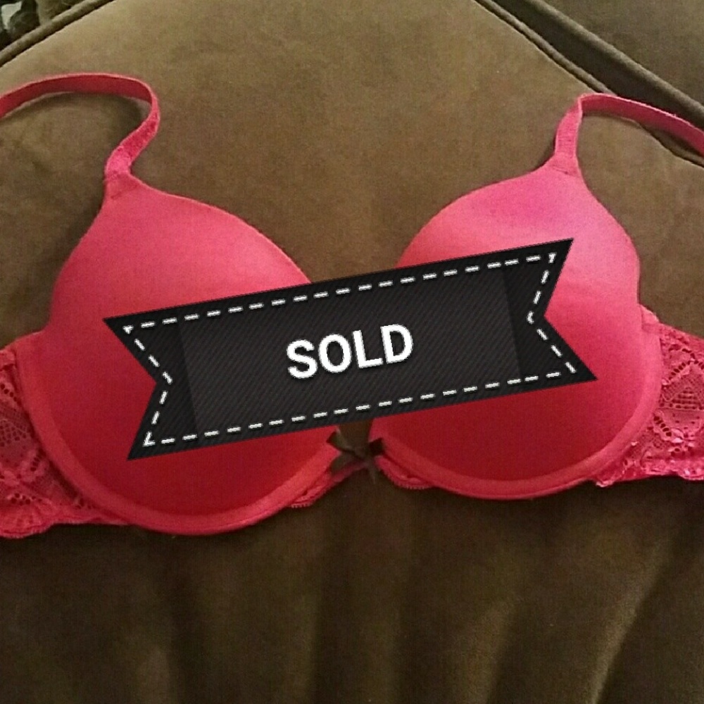 Victoria's Secret Pink push up bra