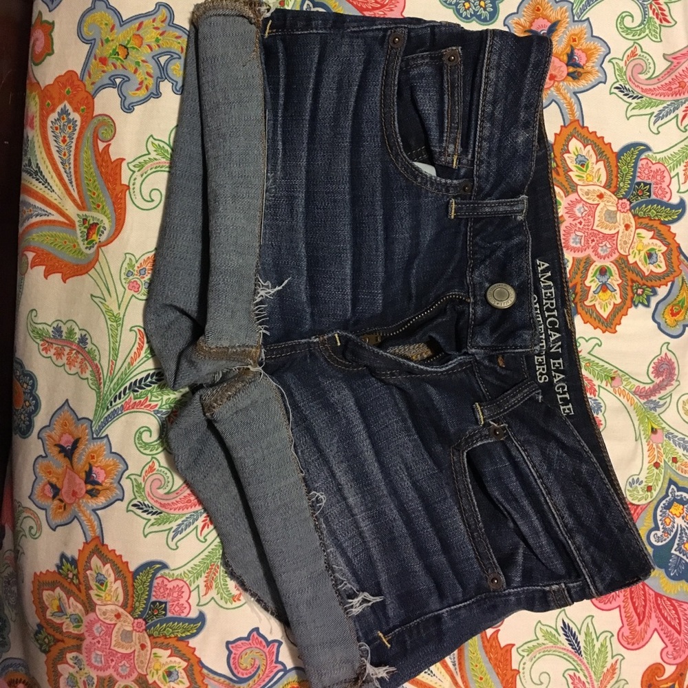 Cute cut off shorts!!