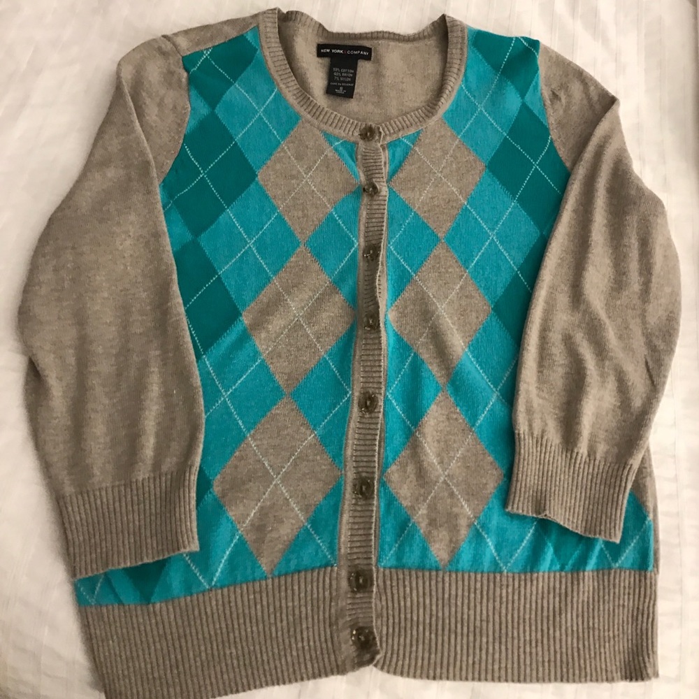 Cute argyle sweater