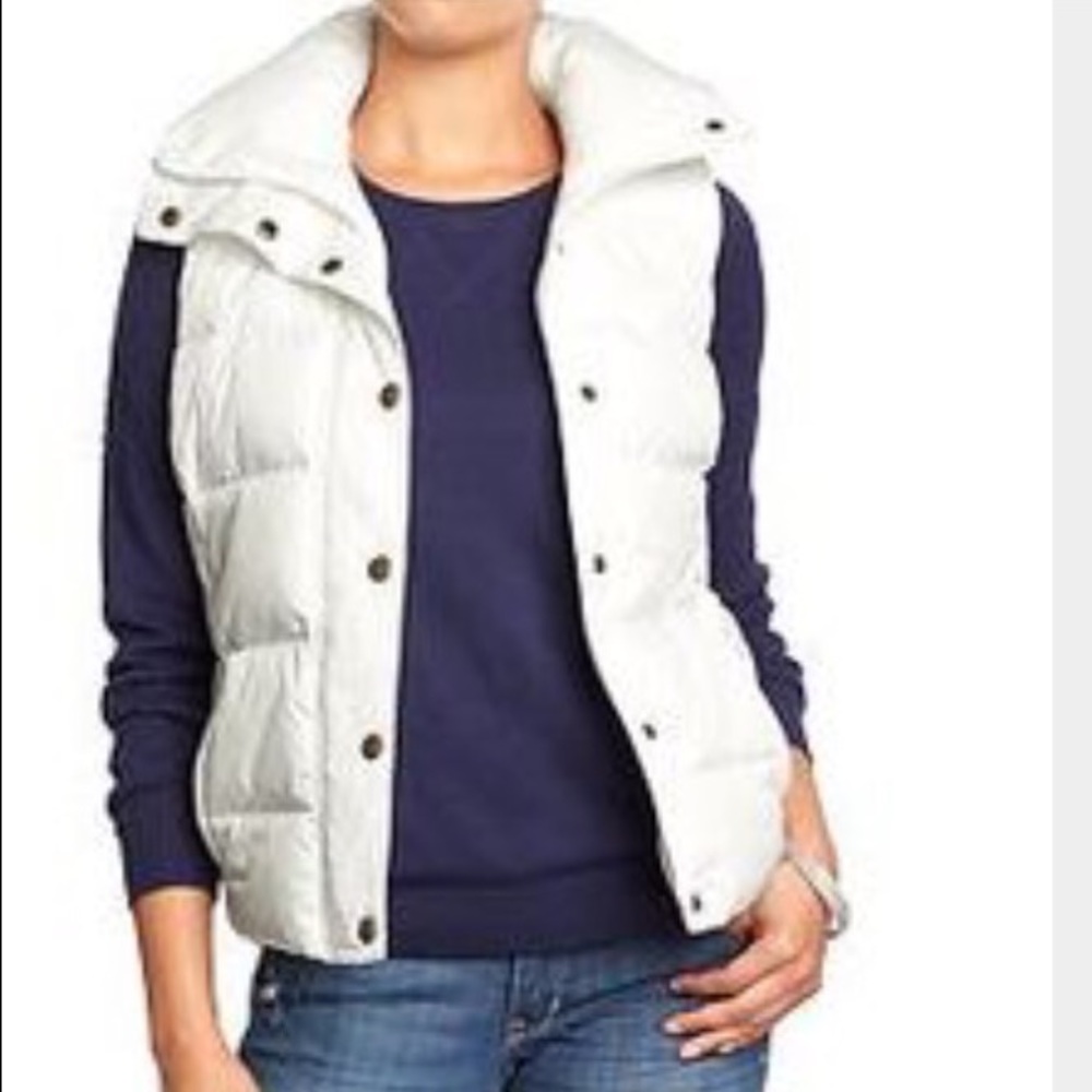 White puffer vest