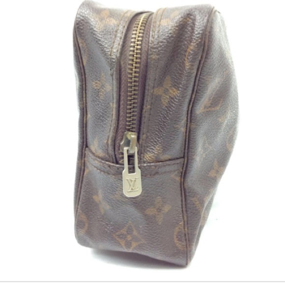 SOLD!!!! Louis Vuitton Trousse 28 makeup bag - Picture 2 of 8