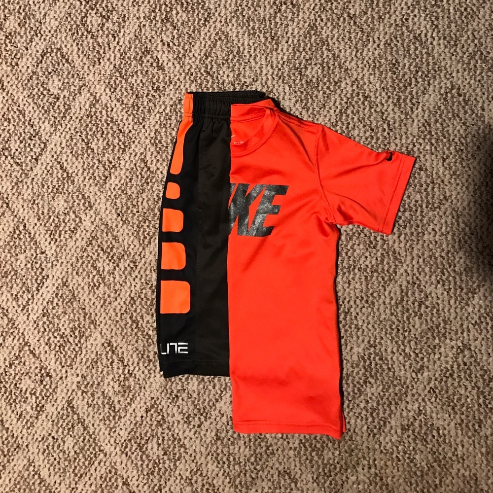 Nike boys t-shirt and shorts