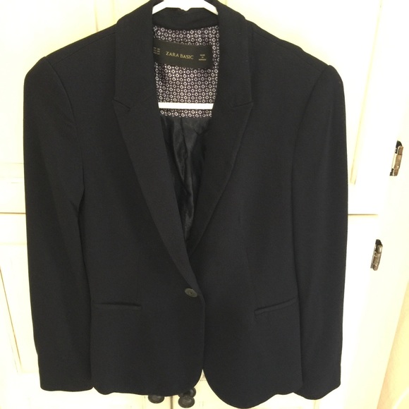 Zara Basic Blazer. - Picture 1 of 4