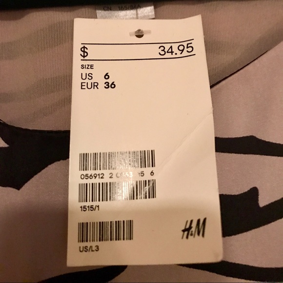 H&M Short Dress - Picture 2 of 4