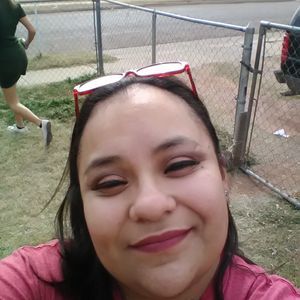 Meet your Posher, Holly