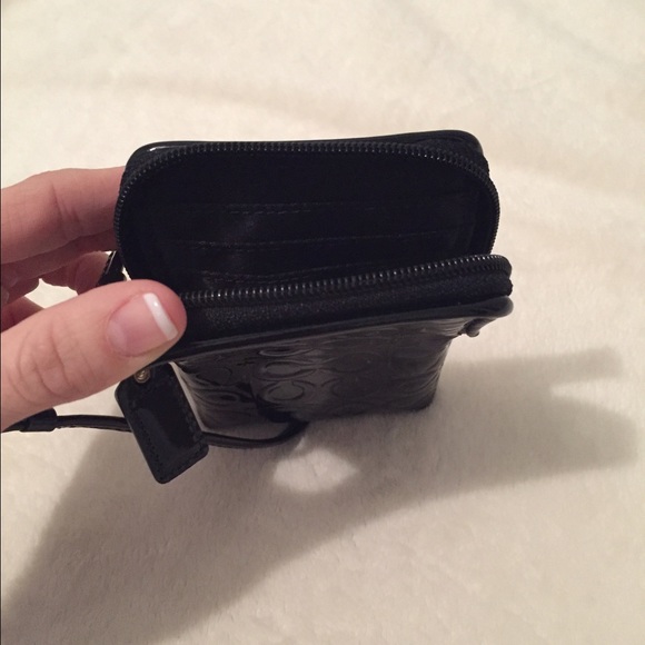 NWOT Authentic Coach Wristlet - Picture 2 of 3